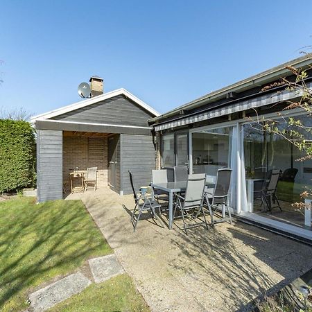 Exquisite Bungalow By The Sea Sint Maartensvlotbrug Zewnętrze zdjęcie