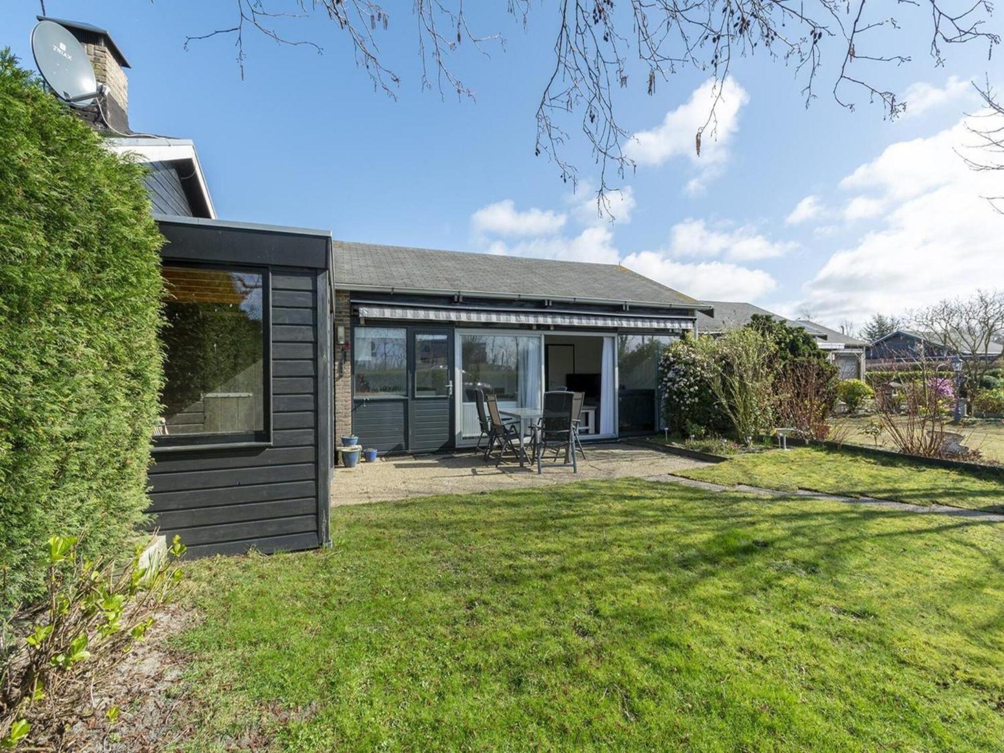 Exquisite Bungalow By The Sea Sint Maartensvlotbrug Zewnętrze zdjęcie
